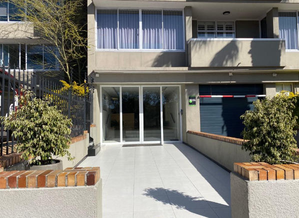 To Let 2 Bedroom Property for Rent in Green Point Western Cape